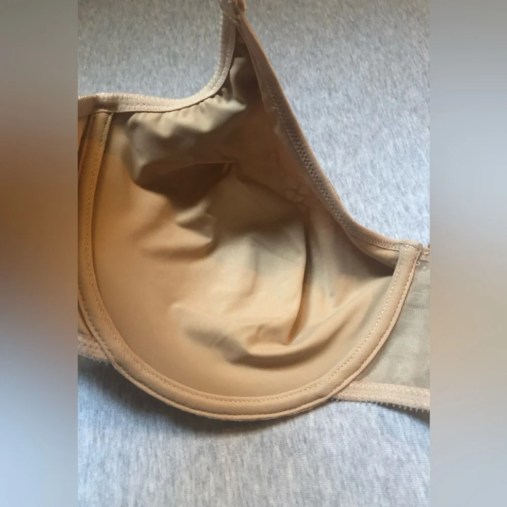 Chantelle 38 FF Magnifique Seamless Unlined Minimizer Bra Nude Sand C18910
